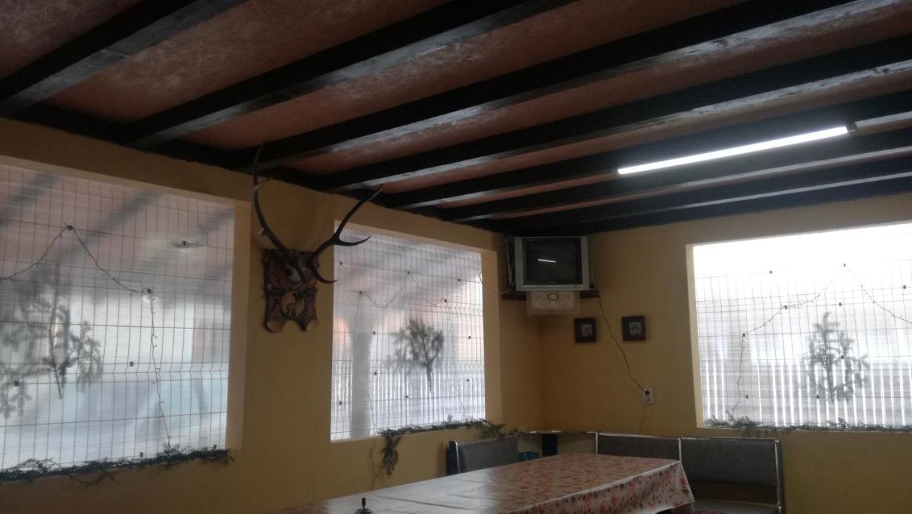 Hotel Casa Ionescu Sadova  Esterno foto